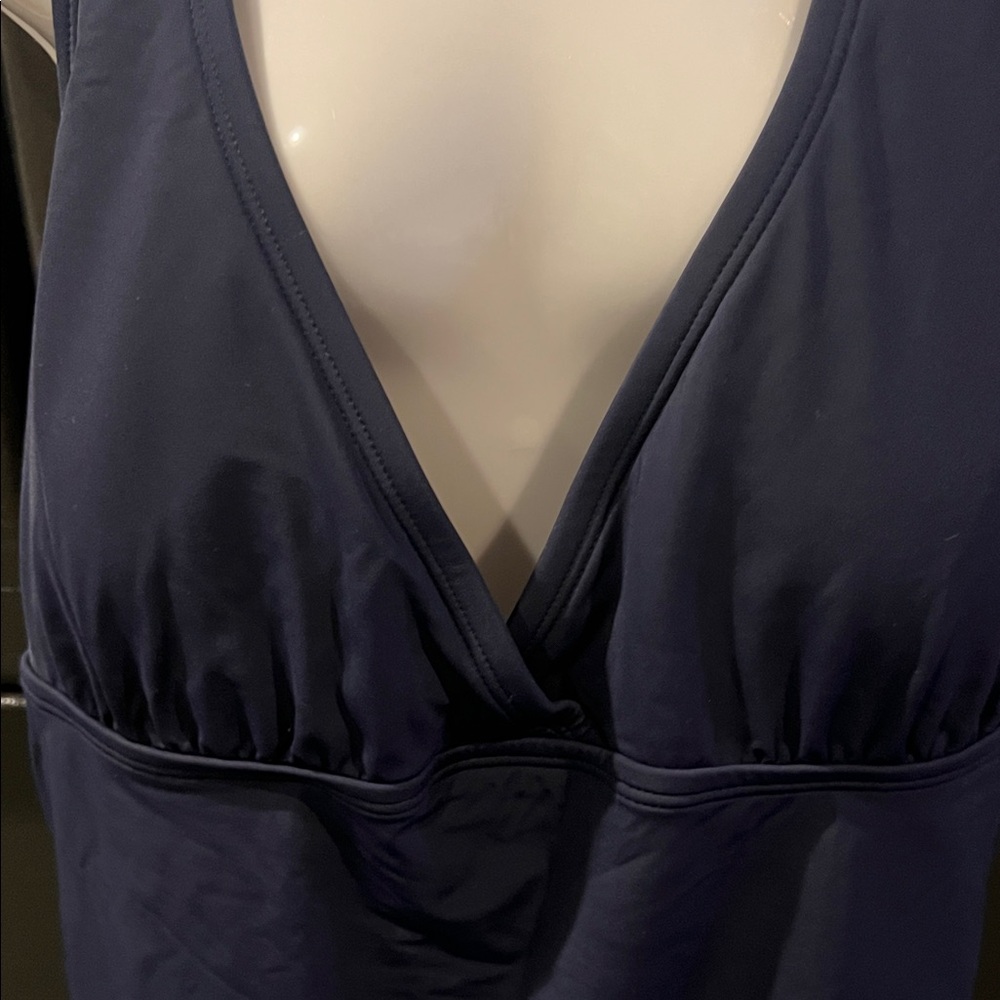 Elegant Navy Women's Sleepwear White House Black Market NWT Large